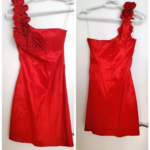 Beautiful Prom Sexy dress NEW - Picture 1 of 5